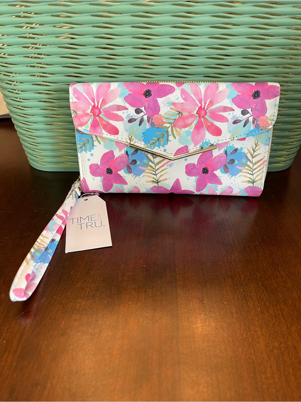 NWT Time and Tru Pink & Blue Floral Wristlet Wallet with Gold Trim - Picture 2 of 9